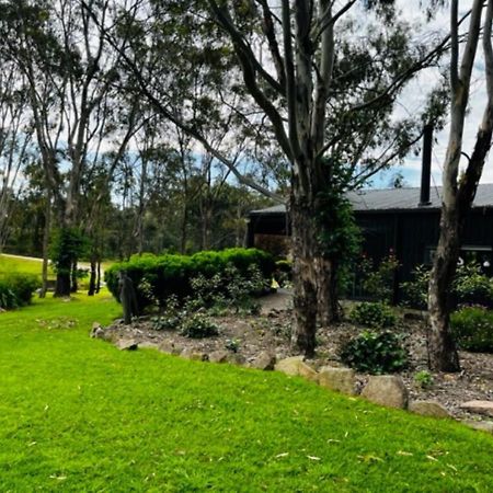 Granite Gardens Cottages & Lake Retreat Stanthorpe Esterno foto