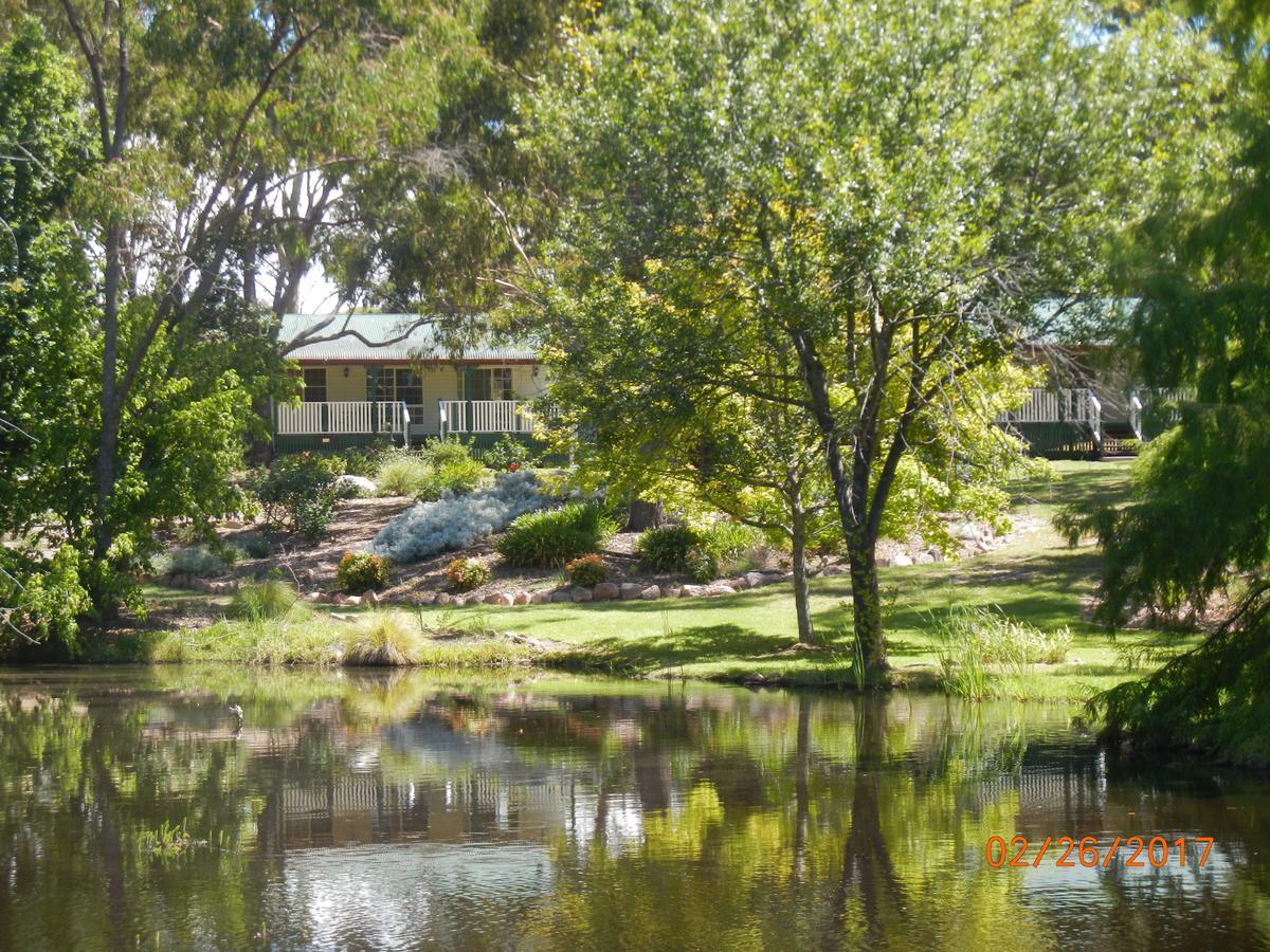 Granite Gardens Cottages & Lake Retreat Stanthorpe Esterno foto