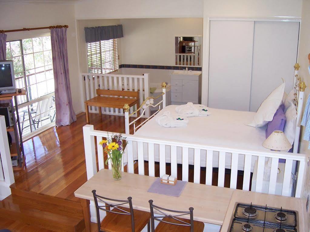 Granite Gardens Cottages & Lake Retreat Stanthorpe Esterno foto